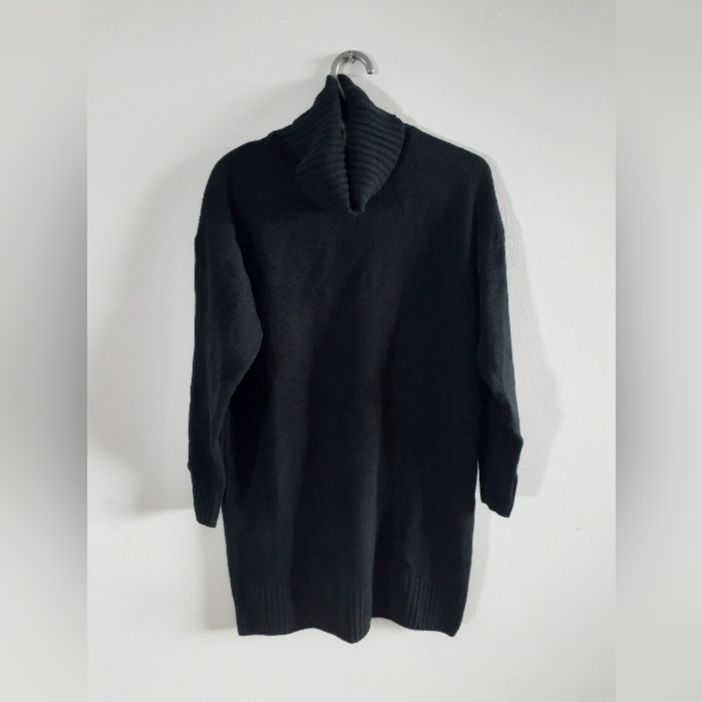 BNWT GAP dress turtleneck sweater-dress, fits XS-L.